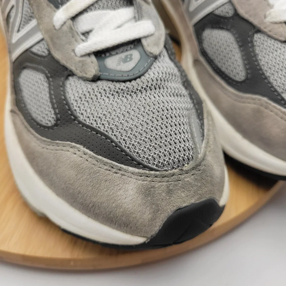 New Balance 990v6 Grey Suede Mesh Running Shoes GC990GL6 Boys 6.5 Womens 8